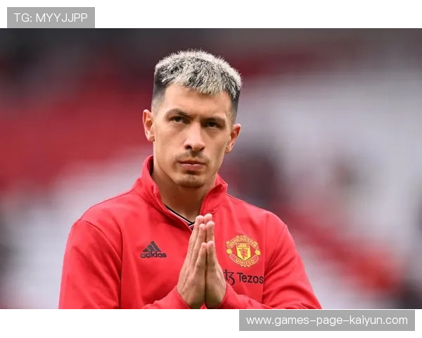 曼联保持紧凑队形,利桑德罗协防精准