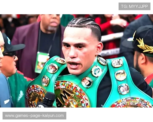 本纳维德兹晒最新身材照，增重成果显著